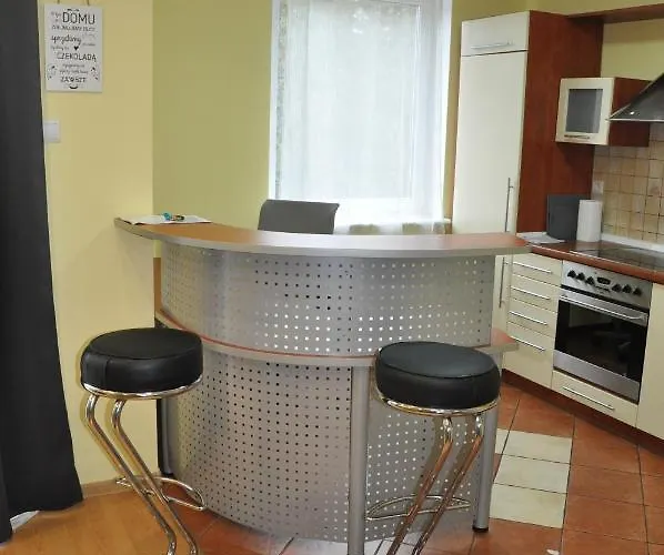 Wroclove_net Muchobor Apartment *